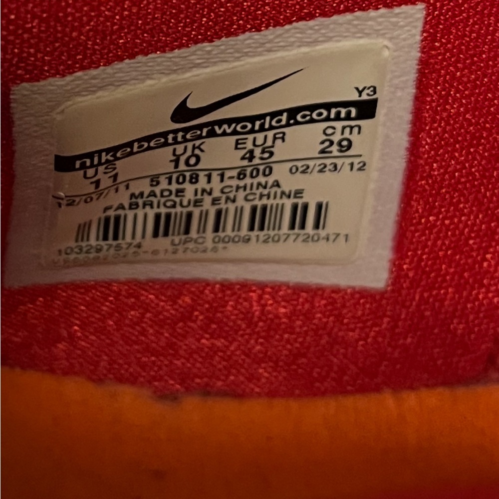 Nike LeBron James Cherry Red Low Top Sneakers Men’s Size 11 UGC See Photos - Picture 2 of 13